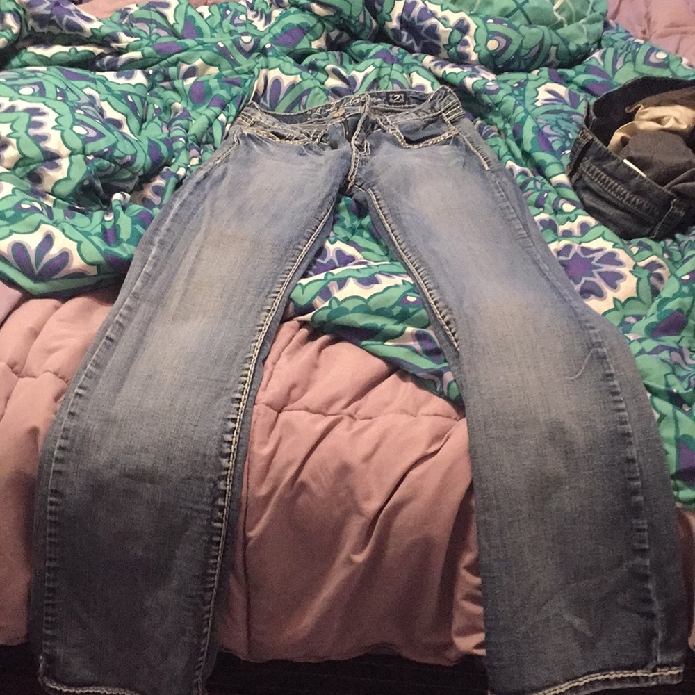 La idol USA pants size 7 so cute